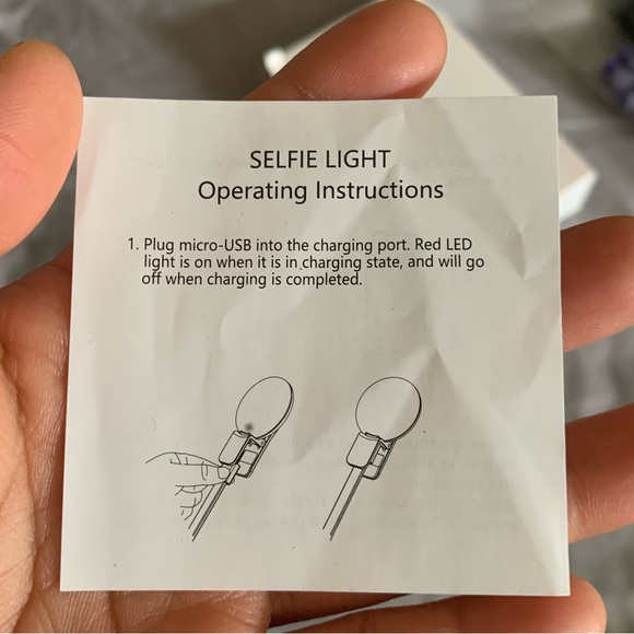 NIB Online Live Selfie Light Shot LED Flash Rechargeable Clip Mini Fill-in Light - Picture 9 of 10